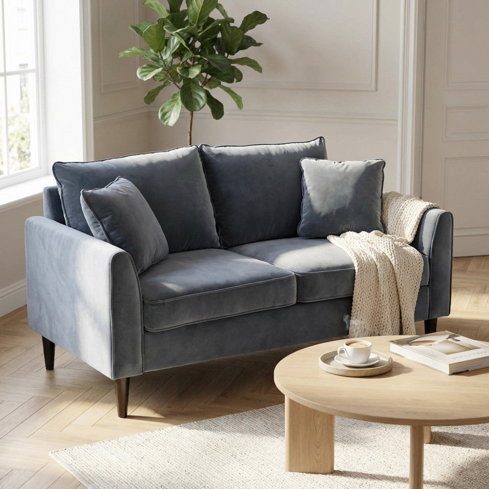 CHANDLER 2-SEAT SOFA. Sofa in TAUPE, BORDEAUX, GREY or BLUE velvet. Dimensions: 152 x 81 x 89 h cm.