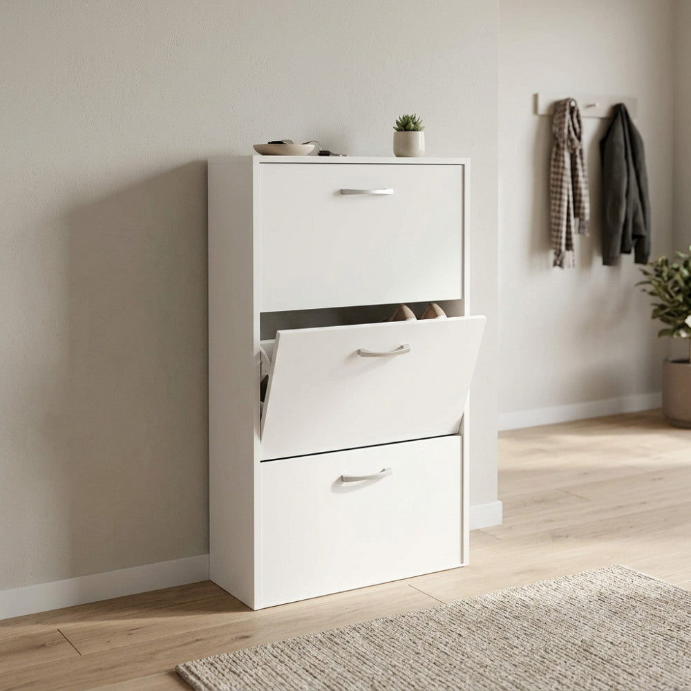SCARPIERA MOLLY 3 ANTE A RIBALTA BIANCO. Scarpiera in legno BIANCO spessore 16 mm Dimensioni: cm 59 x 25 x 105 h.