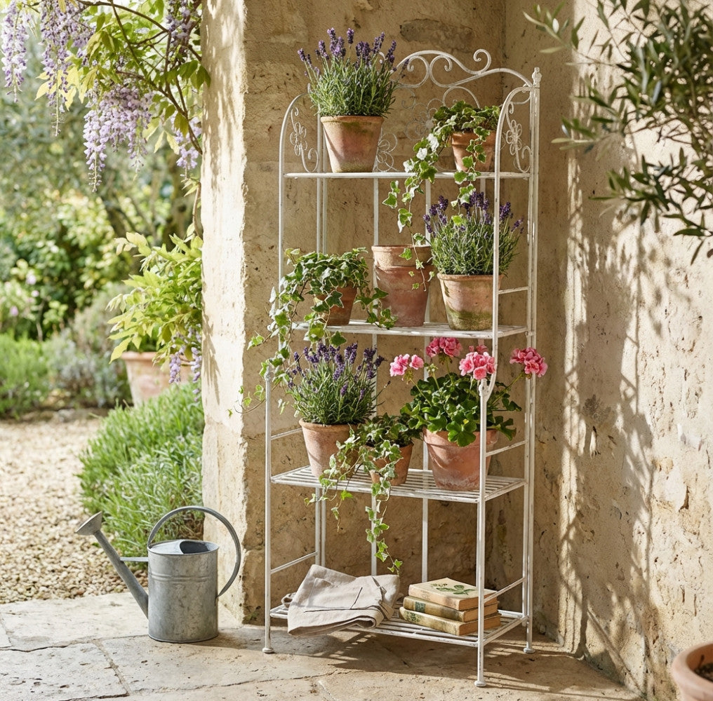 SCAFFALE FLORIANCE 4 PIANI BIANCO ANTICO. tagre in metallo 4 piani verniciato a polvere color BIANCO trattamento elettroforesi Dimensioni: cm 60 x 31 x 60 x 158 h. Arredo Giardino