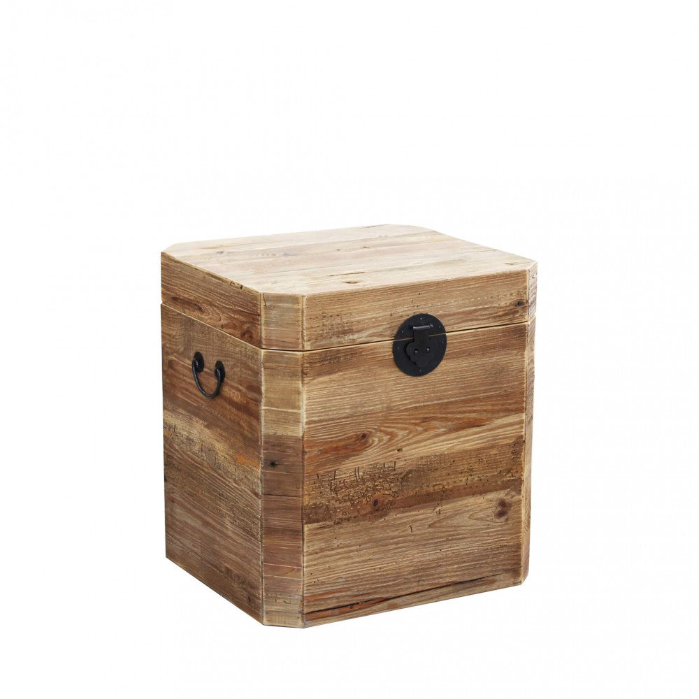 BAULE IRVING. Baule in legno di pino riciclato Dimensioni: cm 52 x 48 x 55 h. Arredo Giardino