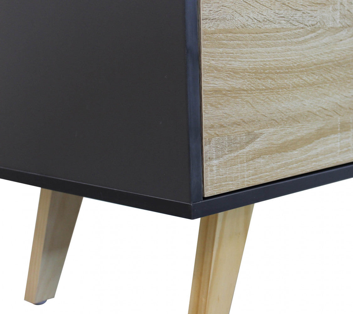 MOBILE ELTON GRIGIO E NATURALE. Mobile in melammina con 3 ante naturali, struttura bianca o grigio scura Dimensioni: 150 x 39,5 x 75 h.