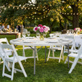 TAVOLO CATERING ò 120 PIEGHEVOLE. Struttura in metallo verniciato a polvere piano in abs colore bianco ò tubo verniciato grigio: 32 x 1,0 mm Dimensioni: cm ò 120 x 74 h. Arredo Giardino