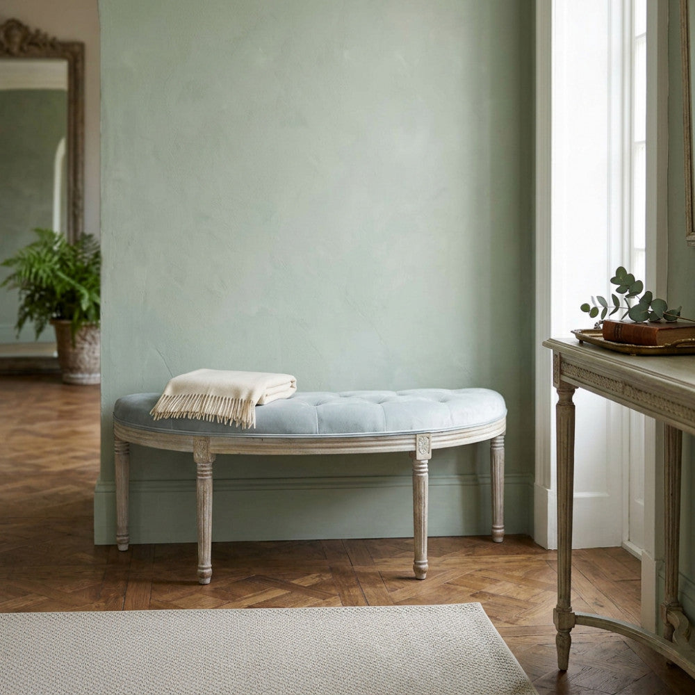 PANCA MARGI IN VELLUTO GRIGIO. Dimensioni: cm 125 x 45 x 48 h.