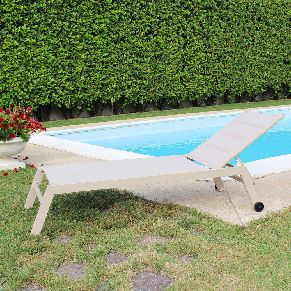 FORMENTERA LOUNGER. Aluminum frame painted WHITE, DOVE GREY, TAUPE, or ANTHRACITE. Padded Textilene in TAUPE, BLACK on anthracite. Dimensions: 198 x 61 x 34/95 cm. Garden Furniture