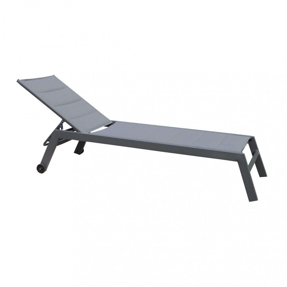 FORMENTERA LOUNGER. Aluminum frame painted WHITE, DOVE GREY, TAUPE, or ANTHRACITE. Padded Textilene in TAUPE, BLACK on anthracite. Dimensions: 198 x 61 x 34/95 cm. Garden Furniture