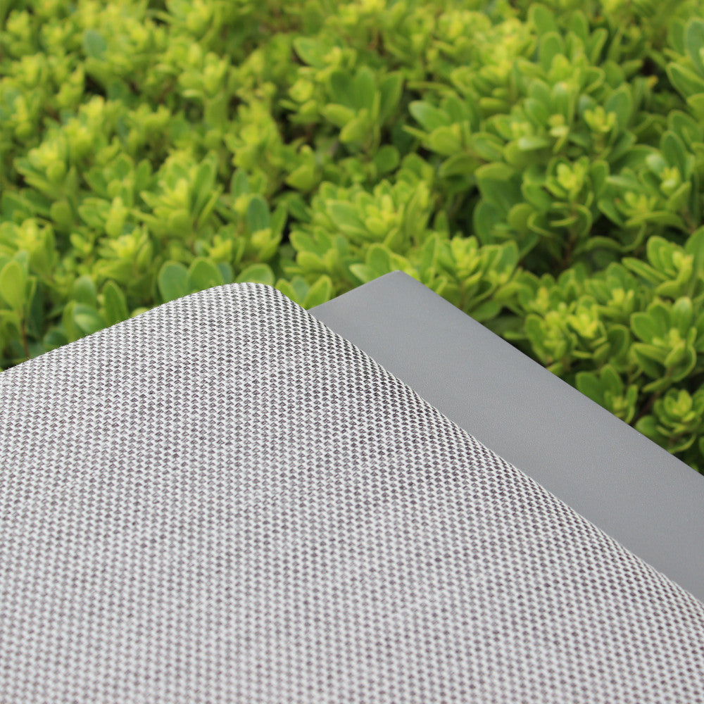 GIAKARTA FOOTREST. White or anthracite painted aluminum frame with cushion. Dimensions: 65 x 56 x 41 cm. Garden furniture.