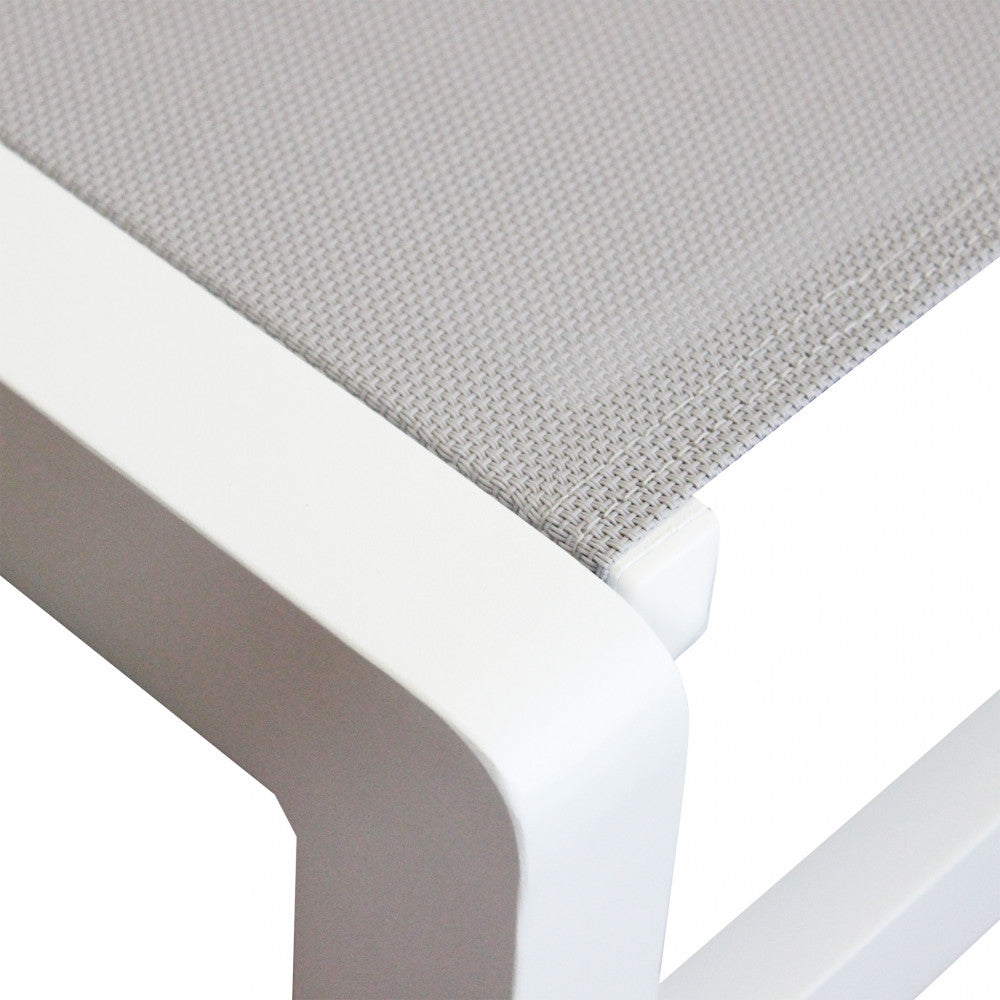 LETTINO MADISON. Struttura in alluminio verniciato BIANCO o ANTRACITE o TAUPE textilene 2 x 1 con tettuccio Dimensioni: cm 195 x 78 x 32/54 h. Arredo Giardino