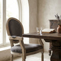 SEDIA CONSTANCE IN VELLUTO TAUPE. Dimensioni: cm 55 x 46 x 96 h.