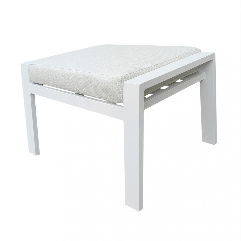POGGIAPIEDI GIACARTA. struttura in alluminio verniciato bianco o antracite con cuscino Dimensioni: cm 56 l x 65 p x 41 h. Arredo Giardino