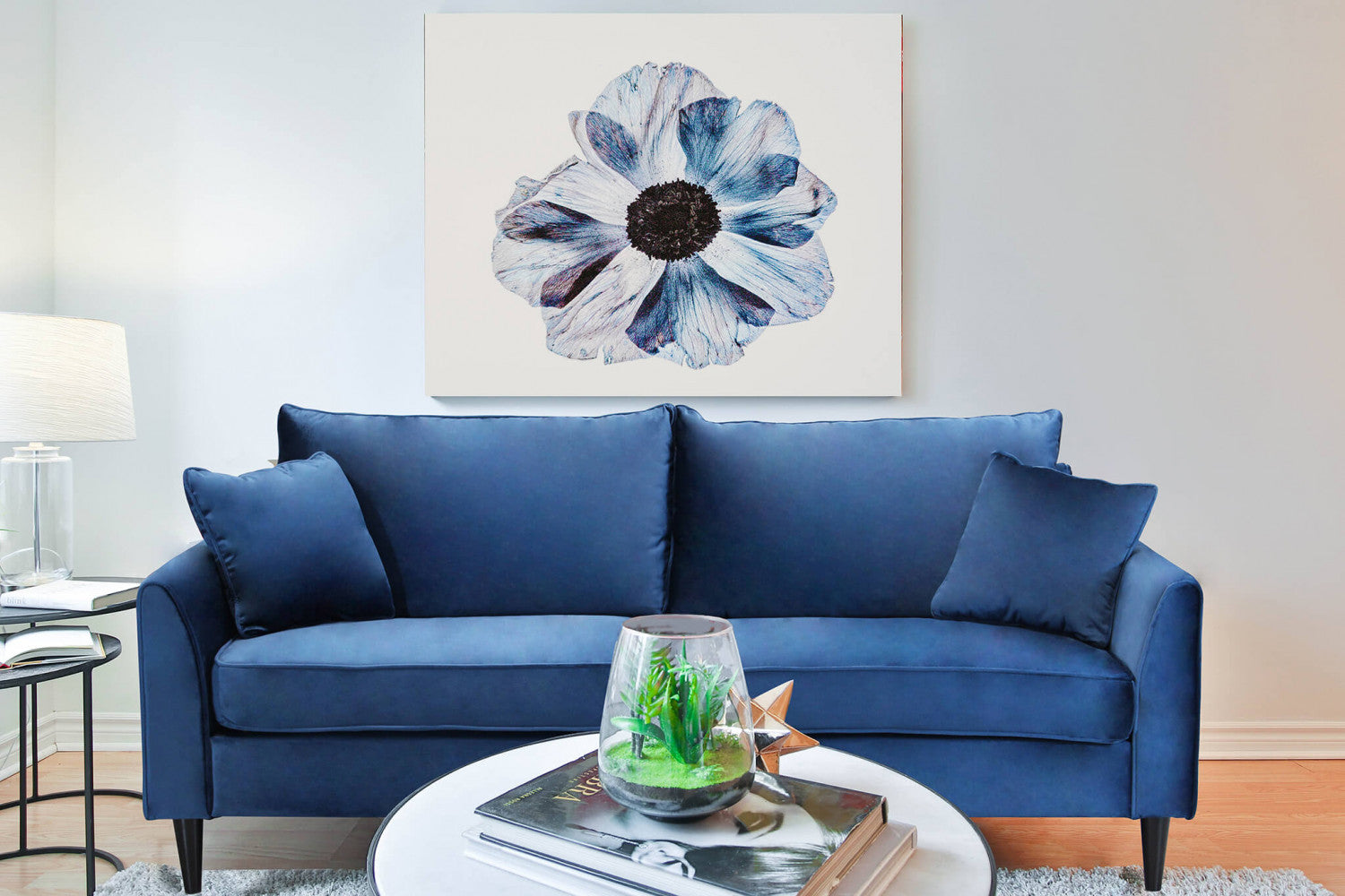 CHANDLER 3-SEAT SOFA. Sofa in TAUPE, BORDEAUX, GREY or BLUE velvet. Dimensions: 196 x 81 x 89 h cm.