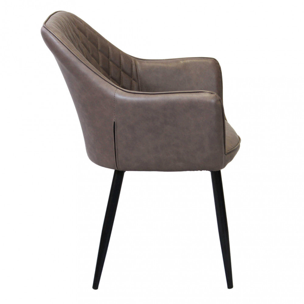 SEDIA SINDY IN ECOPELLE. Struttura in metallo seduta e schienale in ecopelle Dimensioni: cm 56 x 60 x 87 h.
