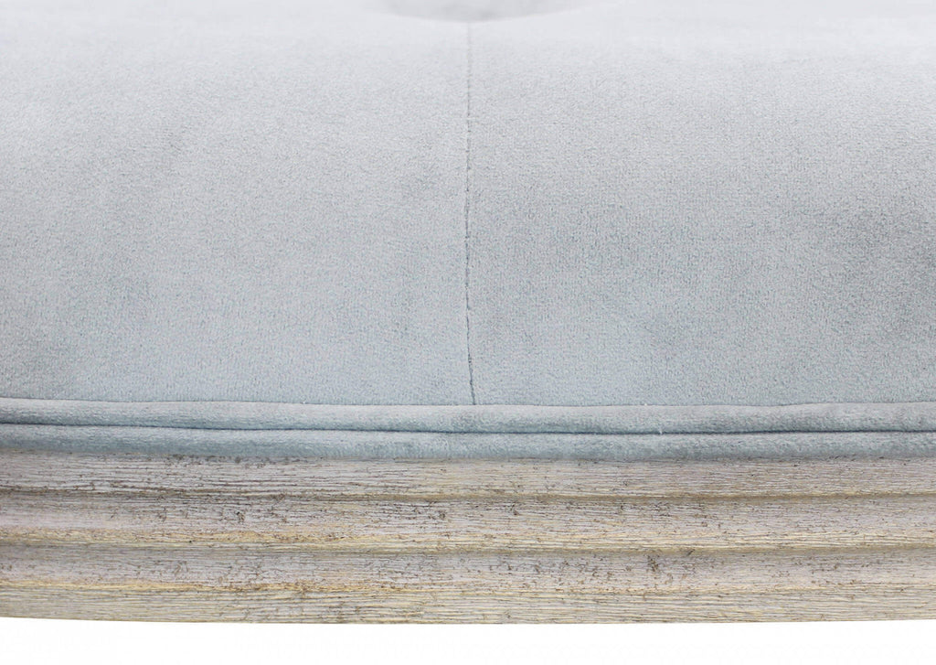 MARGI BENCH IN GREY VELVET. Dimensions: 125 x 45 x 48 cm h.