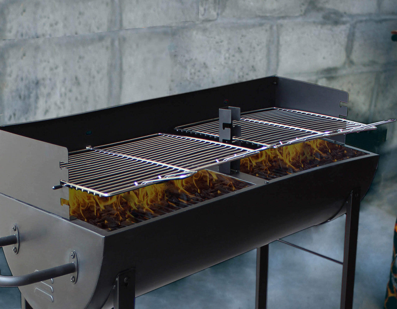 BARBECUE A CARBONELLA WISCONSIN. Struttura in acciaio verniciato NERO con 2 griglie Dimensioni: cm 100 x 47 x 94 h.