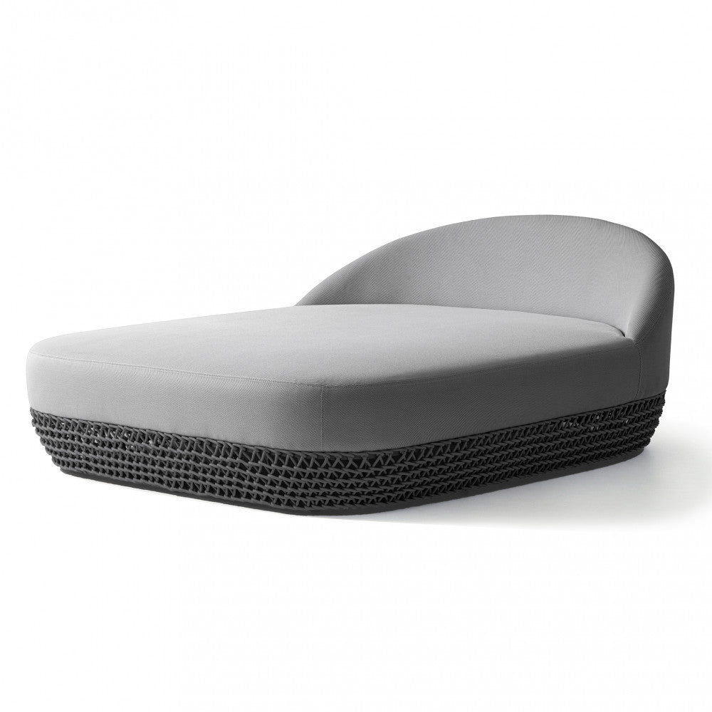 DIVANO LETTO LAFAYETTE C/CUSCINI. struttura in alluminio corde beige o grige 8 mm Dimensioni: cm 153 l x 203 p x 72 h.