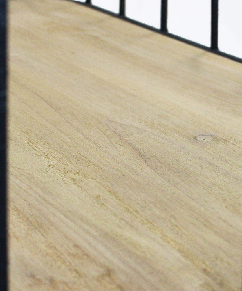 MOBILE AMYAS. Mobile in ferro e legno con 4 ripiani Dimensioni: cm 77 x 39,5 x 168 h.