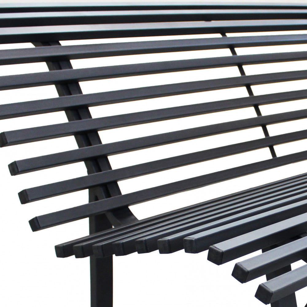 LONDON BENCH. Grey or red metal. Dimensions: 130 x 75 x 79 cm. Garden furniture.