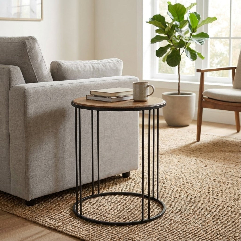 TAVOLINO ARKELL. Tavolino in ferro e legno Dimensioni: cm 56 x 56 x 66,5 h.