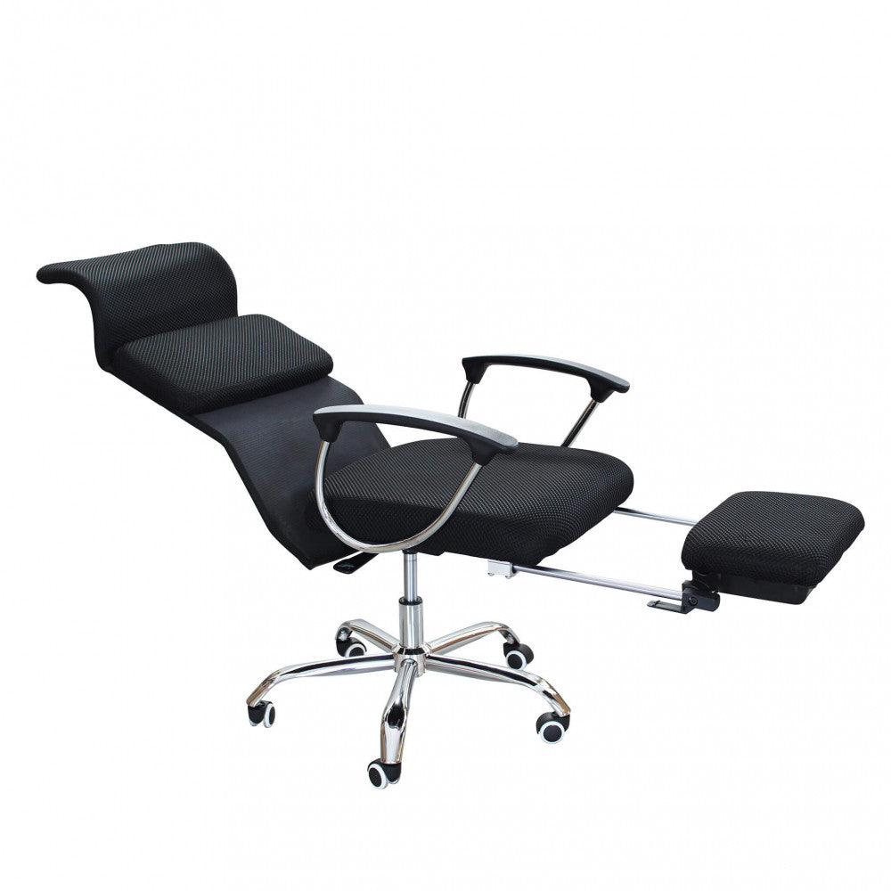 HALEY OFFICE CHAIR. Upholstered mesh office chair, chromed plastic armrests, and chromed base with casters. Dimensions: 59 x 63 x 118/128 cm h.