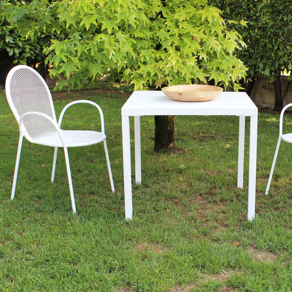 TAVOLO MANCHESTER 80 X 80 IMPILABILE. Metallo TORTORA, BIANCO, GRIGIO, TAUPE tubi 40 x 40 x 1 mm Verniciato a polvere Dimensioni: cm 80 x 80 x 73h. Arredo Giardino