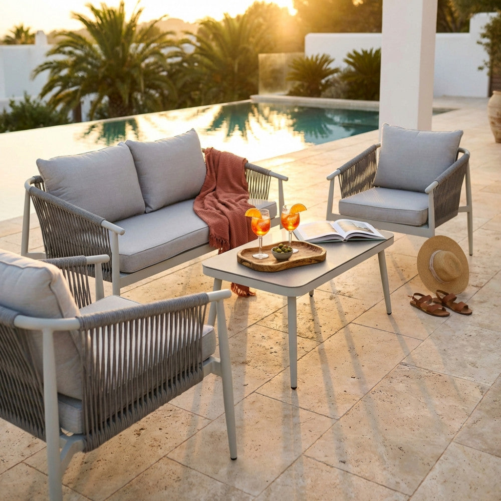 MUMBAI LOUNGE SETTEE 2 PCS/CUSHIONS. Powder-coated aluminum frame in DARK GREY or LIGHT GREY. Armrests and backrests. Synthetic round rope upholstery. 15 cm cushions. Coffee table with 5 mm tempered glass. Dimensions: D.152x80x73/D.71x80x73/T.100x...