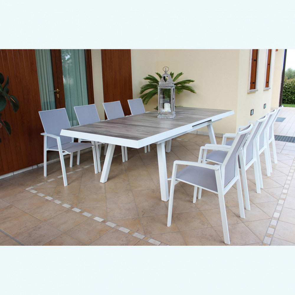 TAVOLO SEATTLE 205/265 X 105. Struttura in allumino ANTRACITE, TAUPE o BIANCA piano del tavolo in ceramica effetto legno GRIGIO nel taupe NATURALE Dimensioni: cm 205/265 x 105 x 75 h. Arredo Giardino