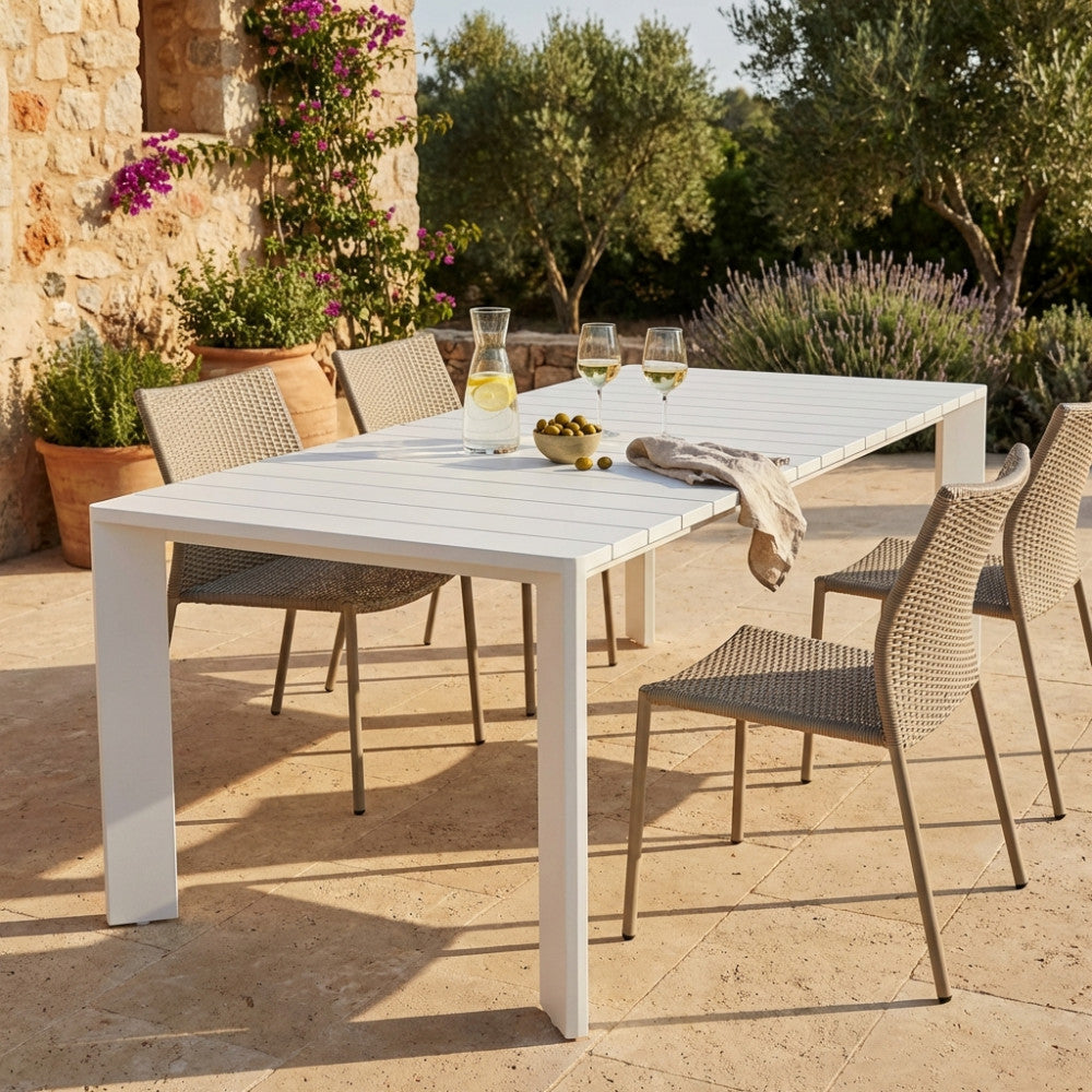 TAVOLO CONNECTICUT 200 X 100. Struttura in alluminio verniciato BIANCO, ANTRACITE, TAUPE o VERDE Dimensioni: cm 200 x 100 x 75 h. Arredo Giardino