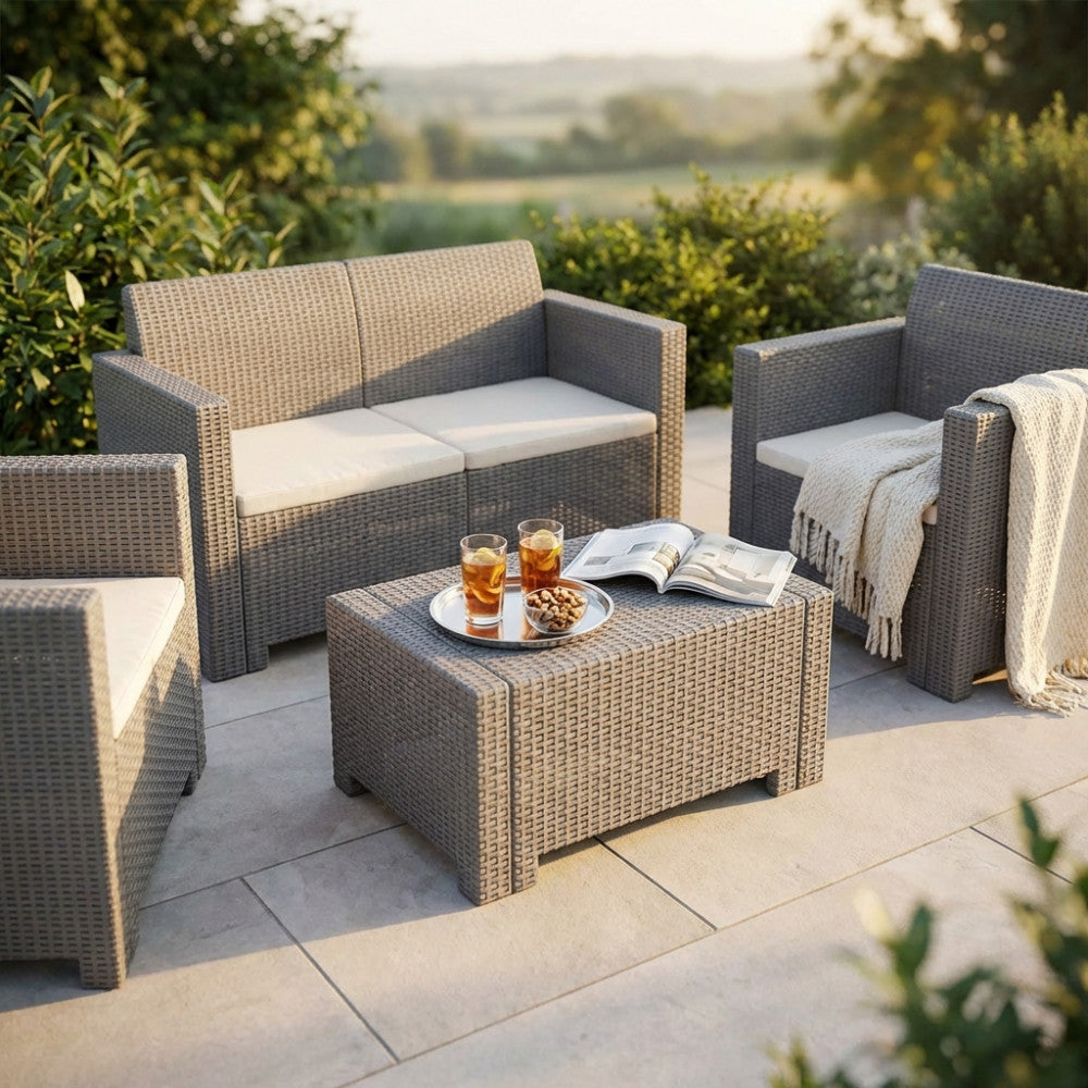 SALOTTO NEBRASKA 2 P C/CUSCINI. Struttura in plastica stampata wicker, montaggio ad incastro. Arredo Giardino