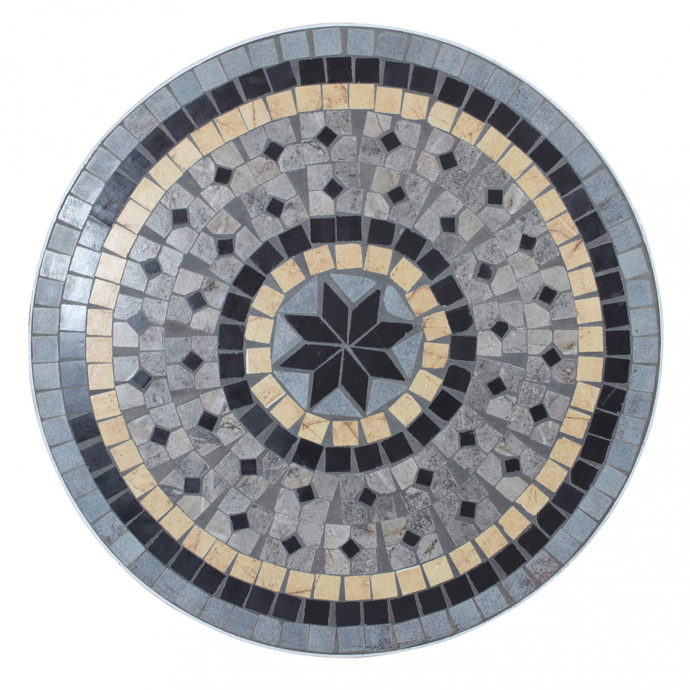 SET/3 BISTRO' ALISON BIANCO ANTICO. Struttura in metallo verniciato a polvere e marmo set composto da 1 tavolo e 2 sedie color bianco, trattamento elettroforesi Dimensioni: T. cm 60 x 72 h S. cm 36 x 35 x 91 h.