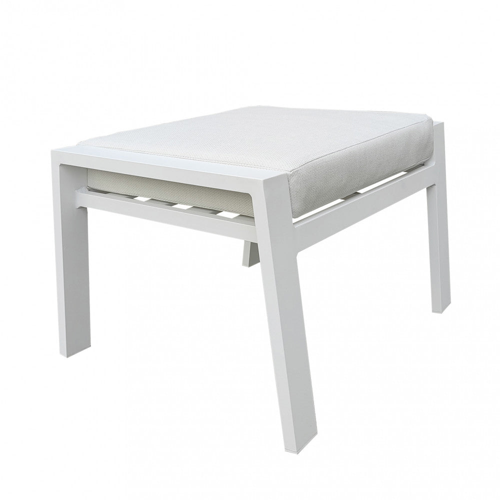 POGGIAPIEDI GIACARTA. struttura in alluminio verniciato bianco o antracite con cuscino Dimensioni: cm 56 l x 65 p x 41 h. Arredo Giardino