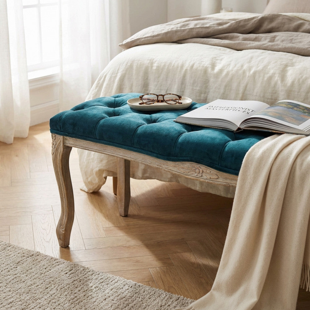 MISTY BENCH IN BLUE VELVET. Dimensions: 110 x 36 x 47 h cm.