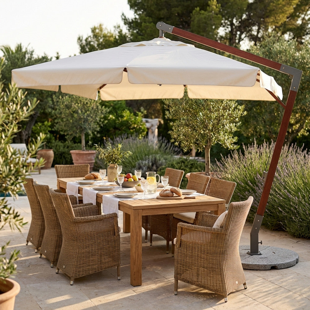 OMBRELLONE VENERE P/L 3 X 3. Telo in poliestere BEIGE 270 gr palo in legno 93 x 93 mm (2 pezzi) 8 stecche in legno 20 x 35 mm Dimensioni: m 3 x 3- rotante 360. Arredo Giardino
