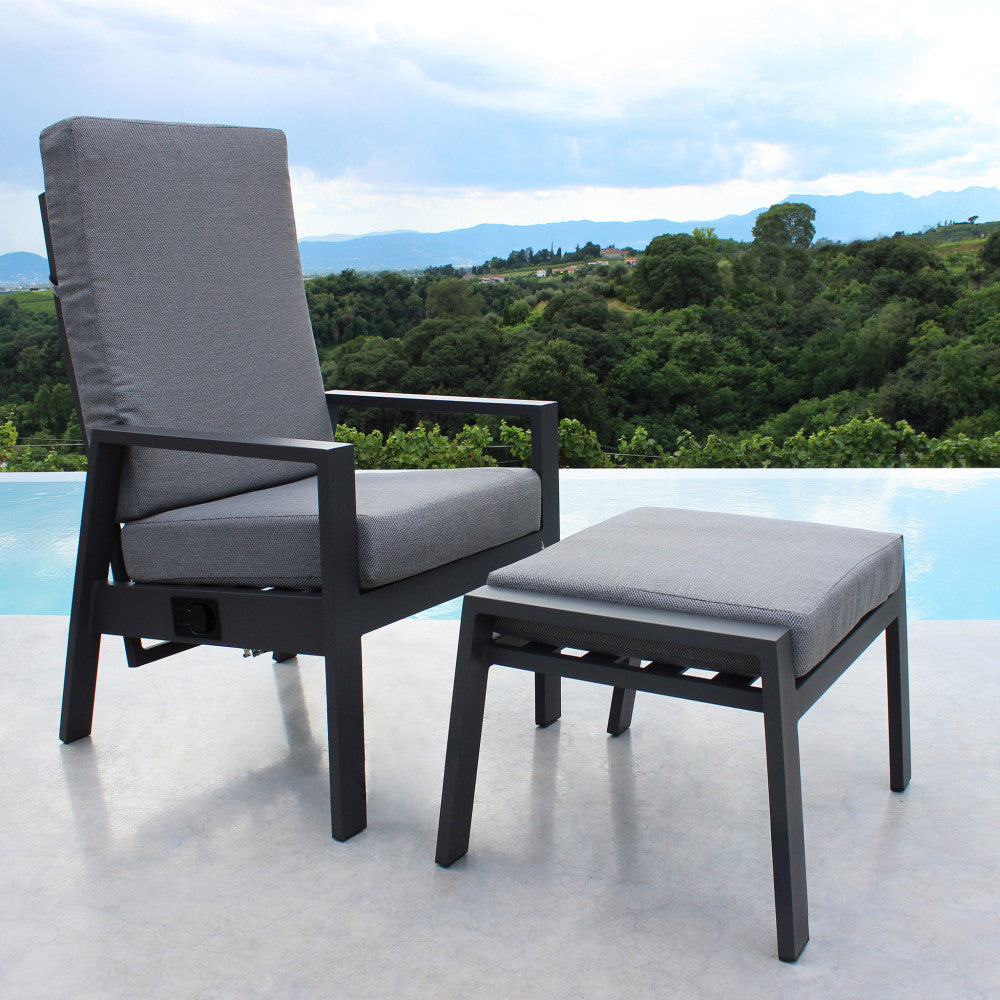 GIAKARTA FOOTREST. White or anthracite painted aluminum frame with cushion. Dimensions: 65 x 56 x 41 cm. Garden furniture.