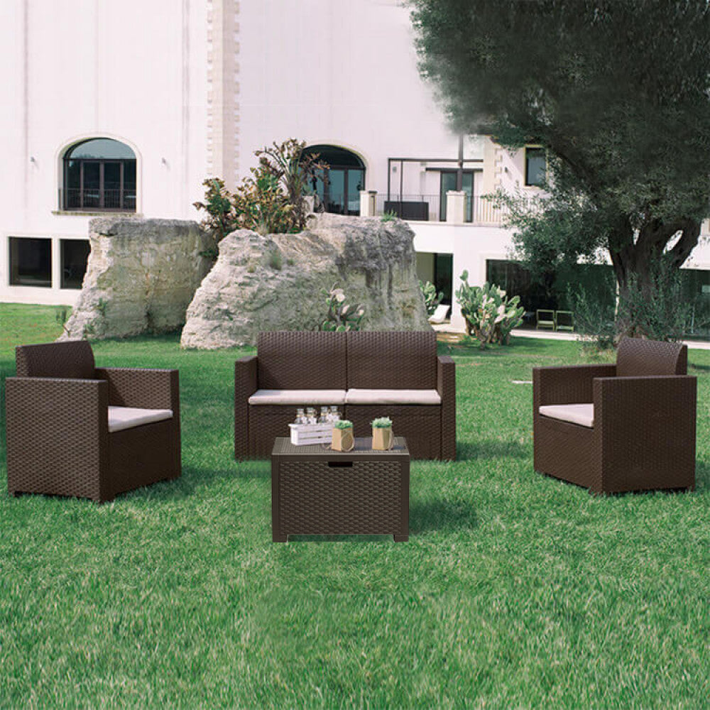 SALOTTO NEBRASKA 2 P C/CUSCINI. Struttura in plastica stampata wicker, montaggio ad incastro. Arredo Giardino