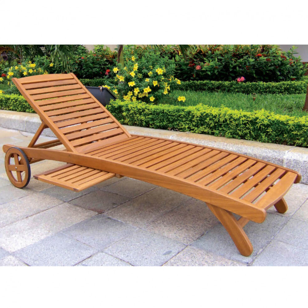 PERTH LOUNGER WITH WHEELS. Solid acacia wood, adjustable in 9 positions, can be combined with REAL or POLY cushions. Dimensions: 196 x 63 x 38/100 cm. Garden furniture.
