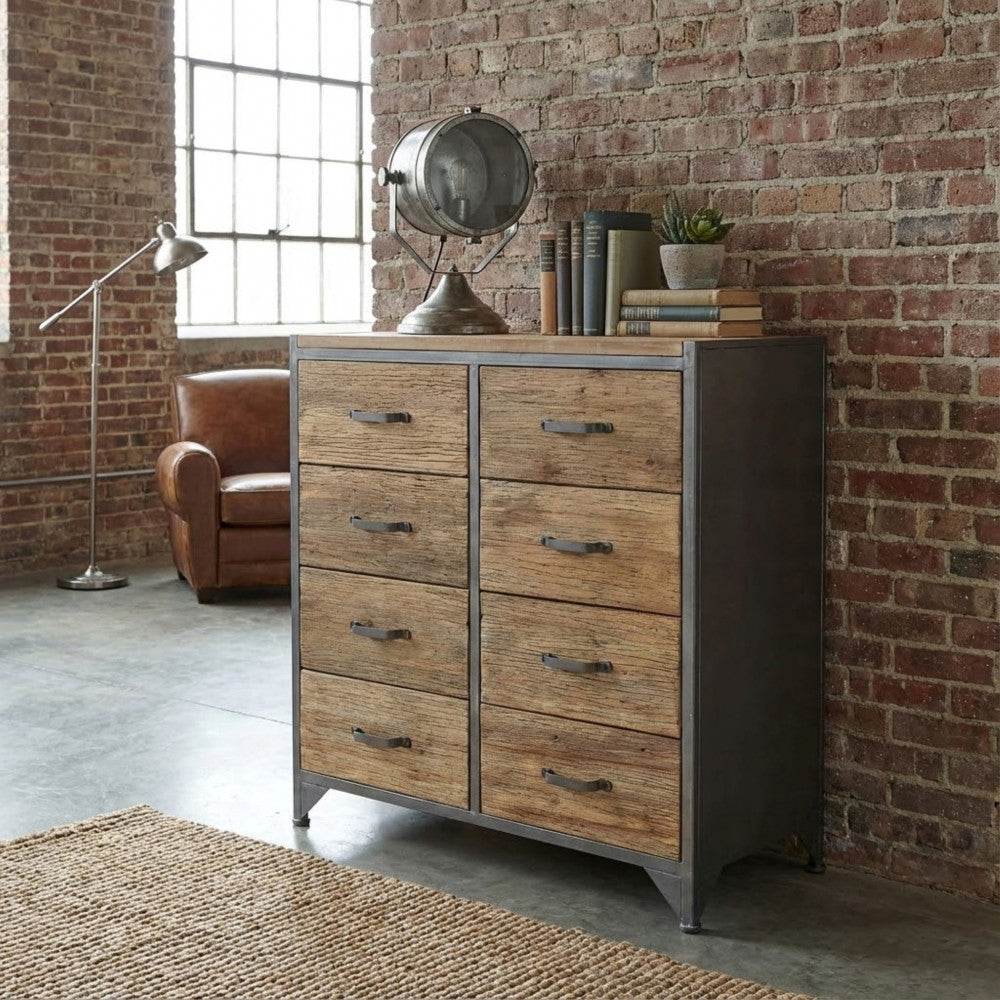 CASSETTIERA DAMIAN. Dimensioni: cm 81,5 x 38 x 82,5 h.