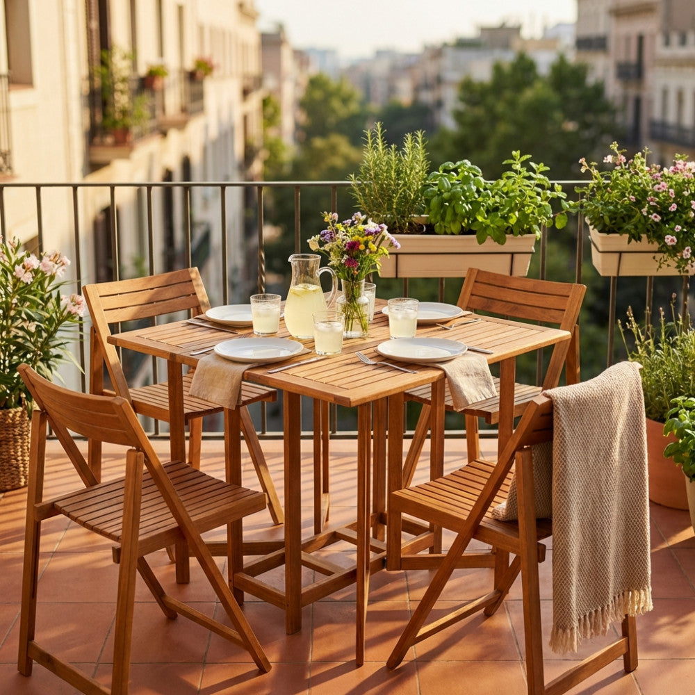 SET TAVOLO + 4 SEDIE. Legno di Acacia massiccio Dimensioni: T 90 x 90 x 74 h S 44 x 47 x 78 h. Arredo Giardino